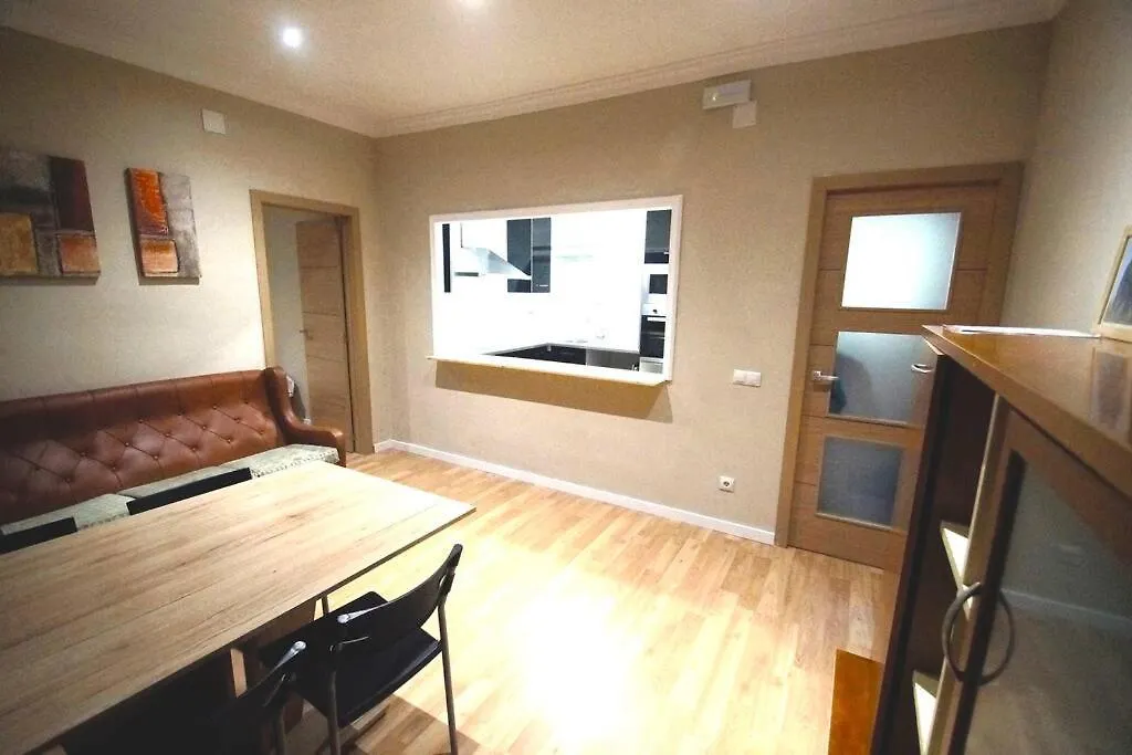 アパート Meridiana Clot 4 Bedrooms 2 Bathrooms バルセロナ